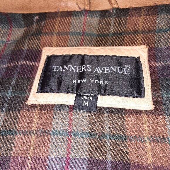 Tanners Avenue Nubuck men coat , size M, price 100, not new - Picture 3 of 4